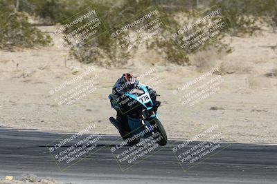 media/Dec-07-2025-CVMA (Sun) [[3e7d2de5dc]]/Race 8-Middleweight Shootout/